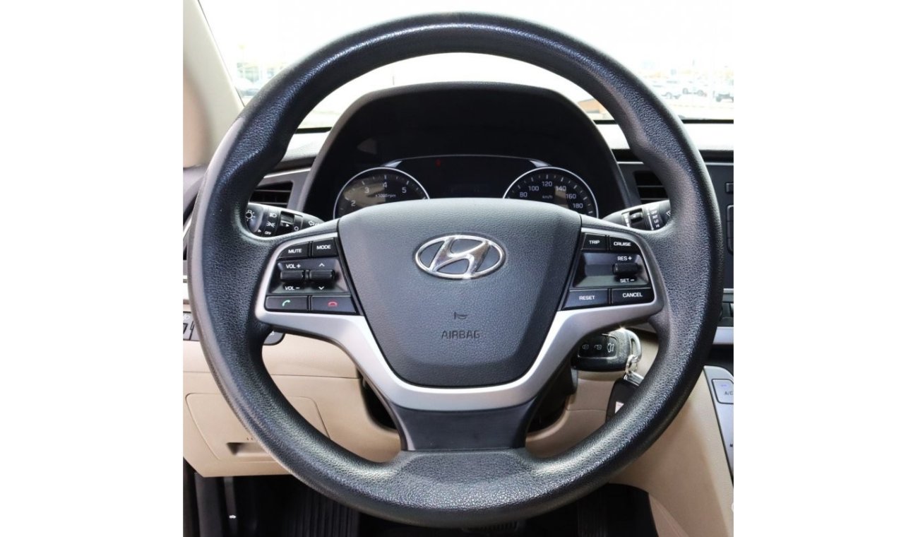 Hyundai Elantra GL Hyundai Elantra 2018 GCC in excellent condition without accidents