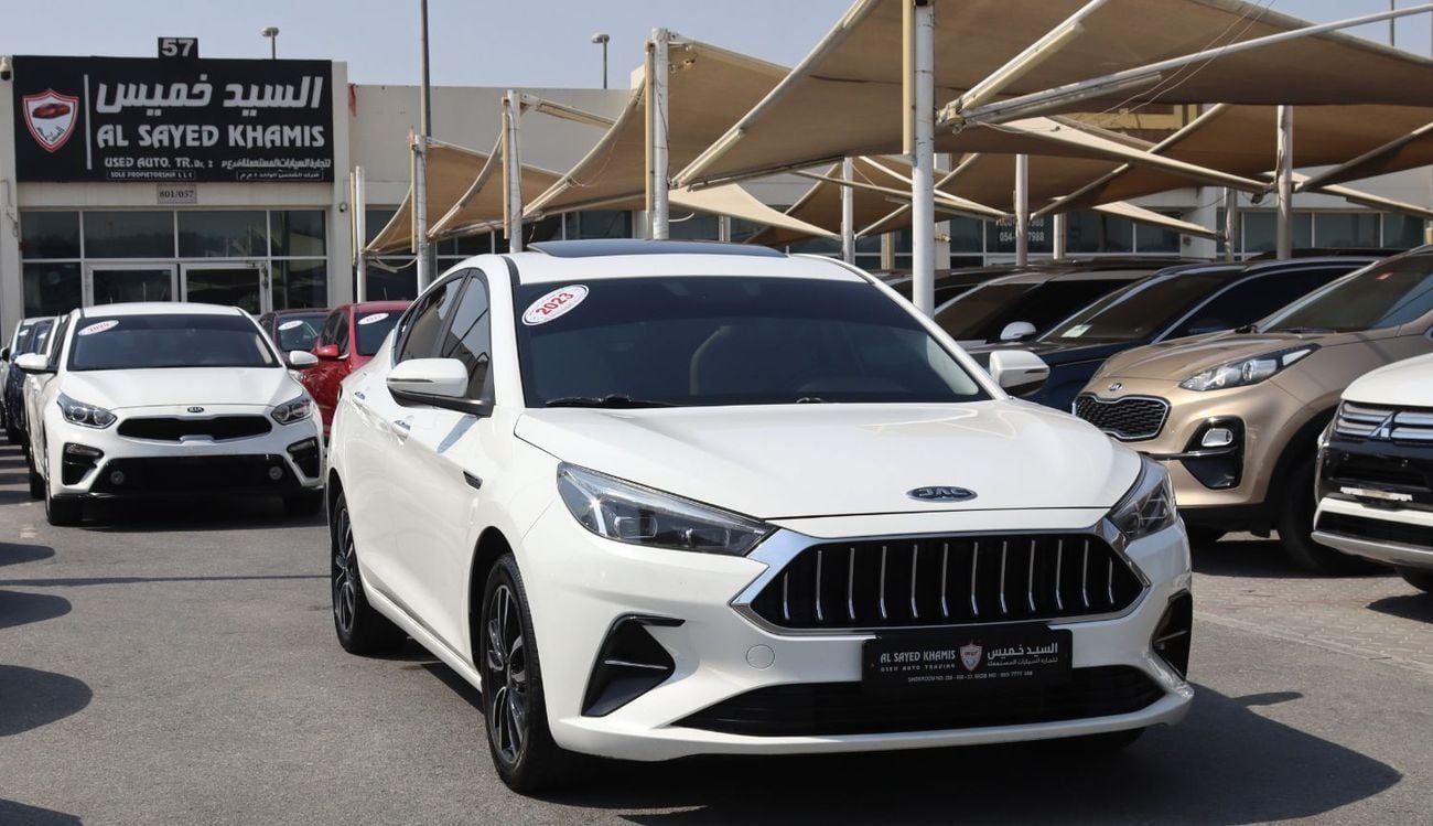 JAC J7 JAC J7 -Turbo 2023- GCC - Accident-free-1.5L - Full Option-In excellent condition