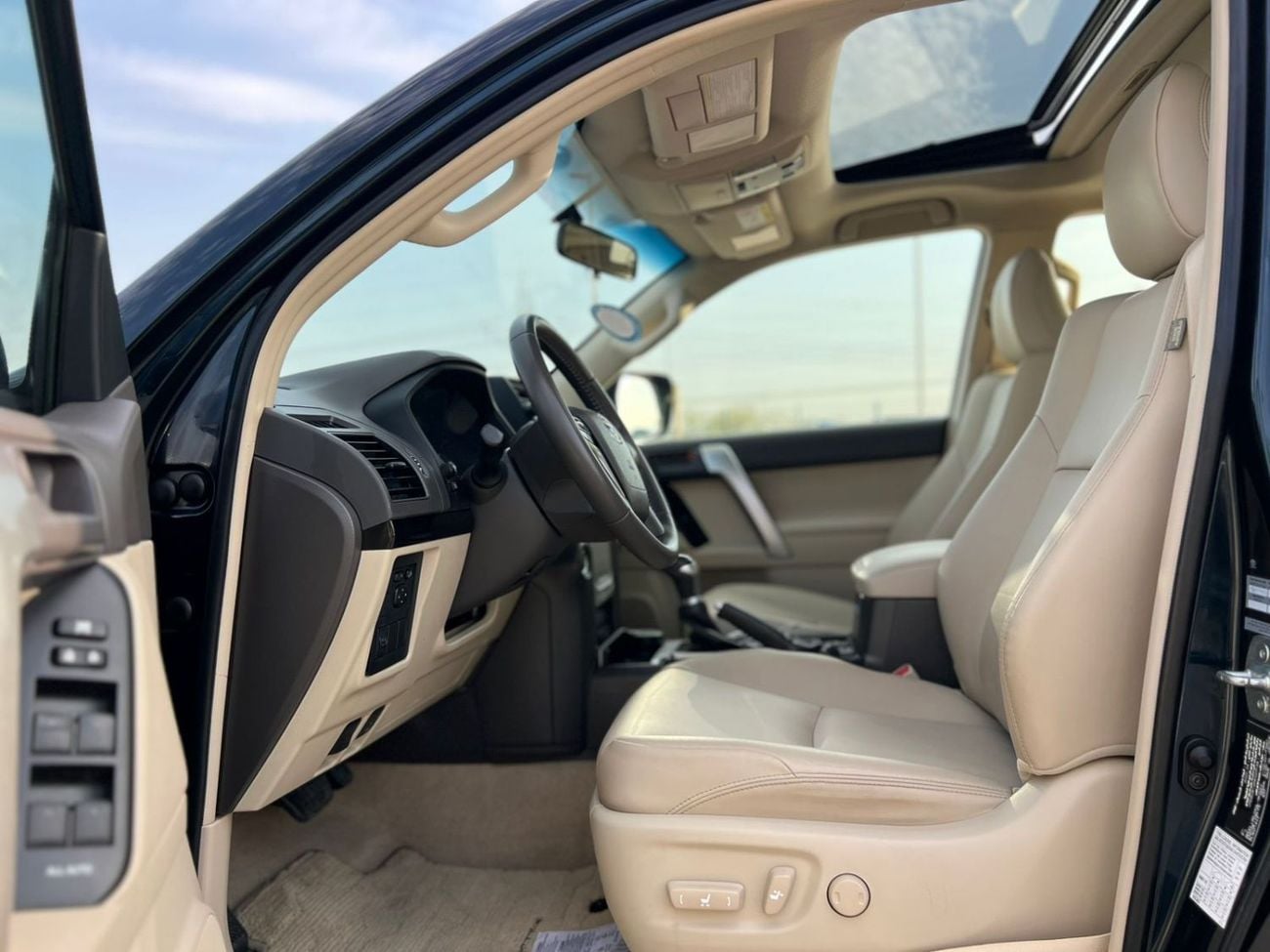 تويوتا برادو 2022 Toyota Prado TXL Full Option 4.0L V6 - AWD 4x4 GCC- Electric Seat - Rear CAM & Sensors - Cool B