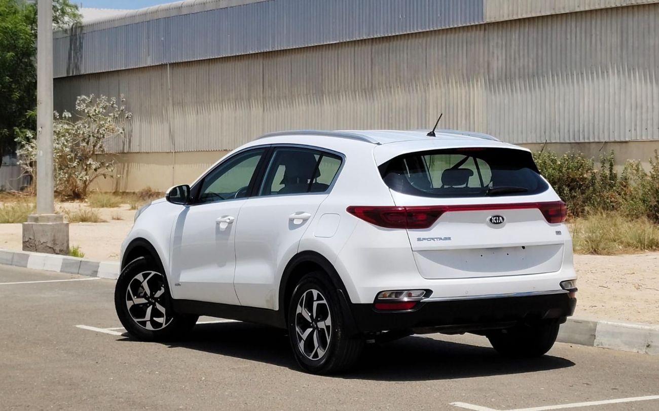 Kia Sportage LX Top 2.4L 790-Monthly l GCC l Cruise, Camera, GPS l Accident Free