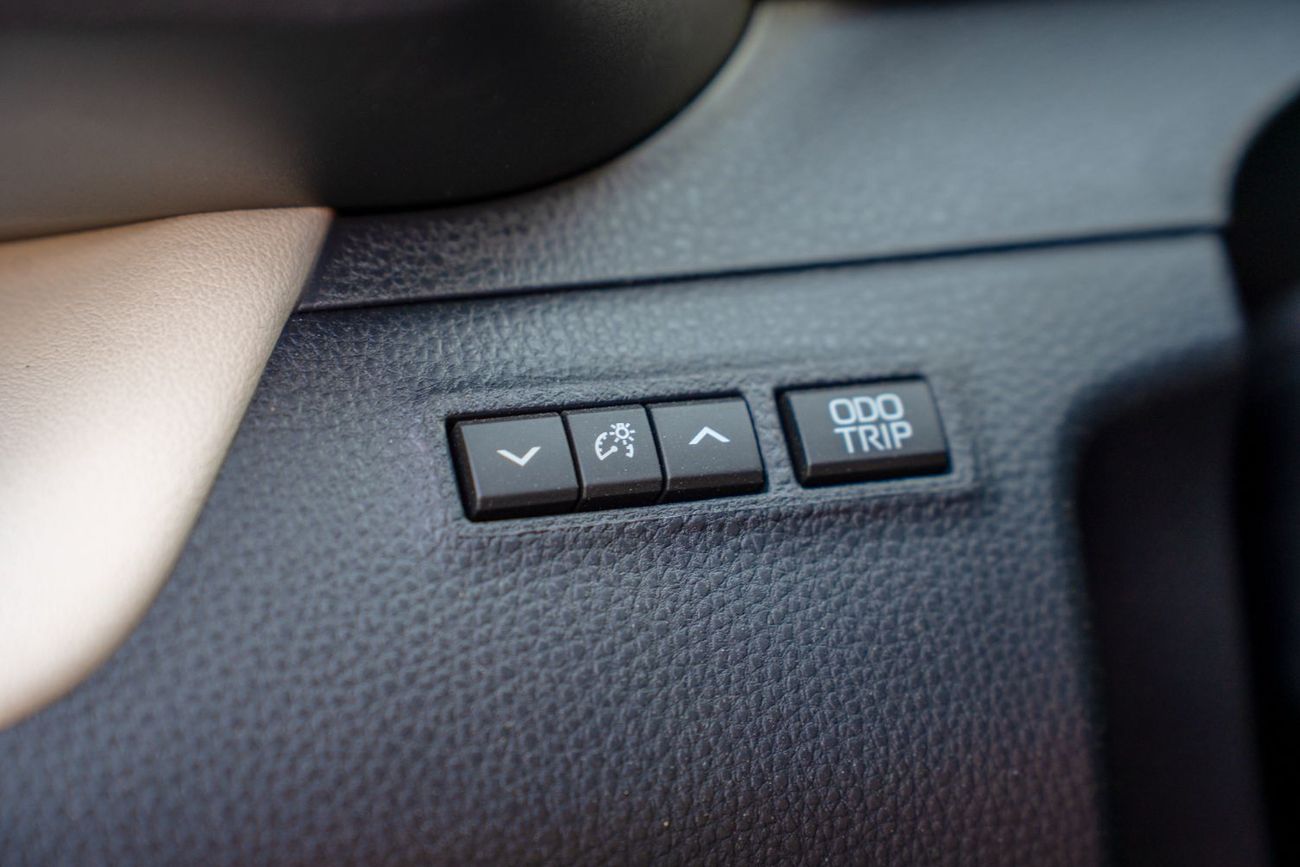 تويوتا كراون Toyota Crown 2026 2.5L Hybrid FWD