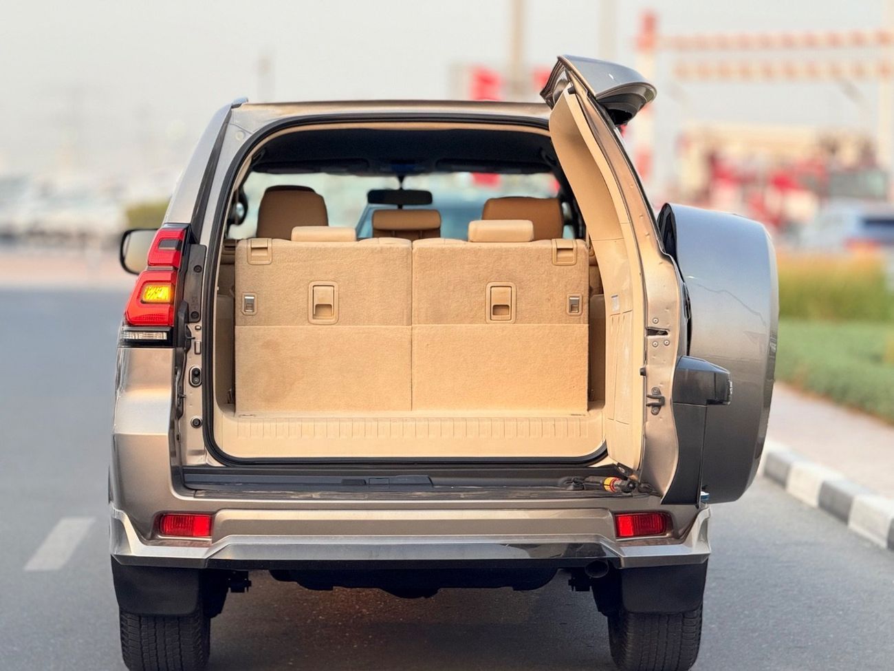 Toyota Prado VXR 2.7L 4WD petrol