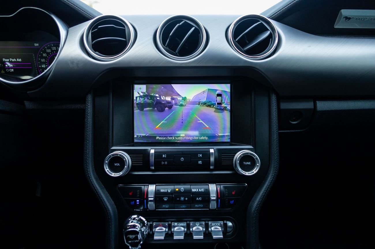 Ford Mustang Premium