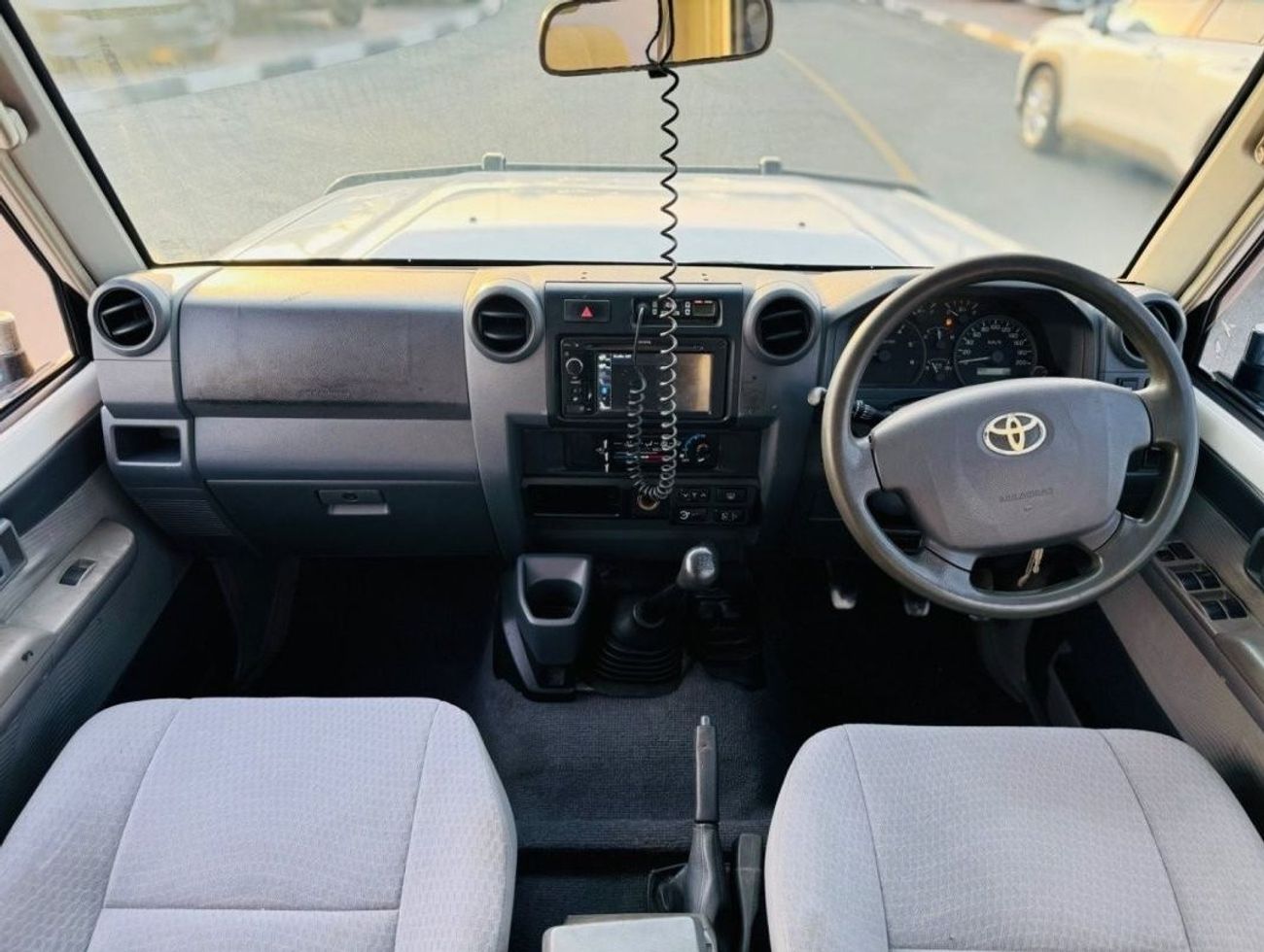 تويوتا لاند كروزر 70 Toyota Land Cruiser hardtop