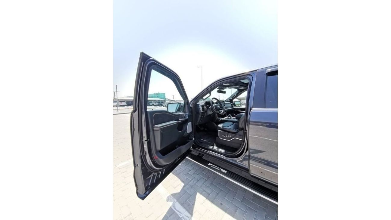 Ford F 150 Ford F-150 Platinum - 2022 - Dark Grey