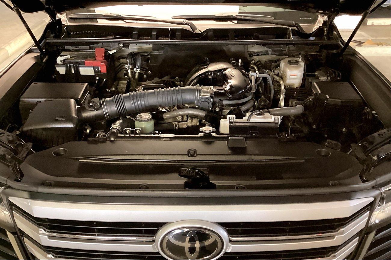 تويوتا لاند كروزر GXR | شامل الضمان | 0 ﺪﻔﻋﺓ ﺃﻮﻟﻯ