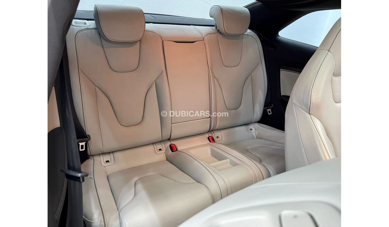 أودي RS5 2015 Audi RS5 Quattro- Full Service History- Warranty- GCC