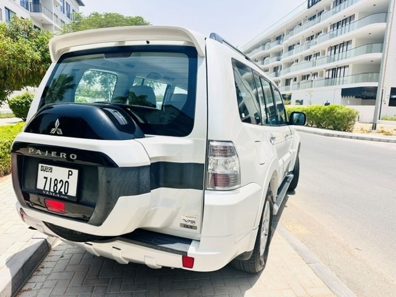 Mitsubishi Pajero GLS HIGHLINE