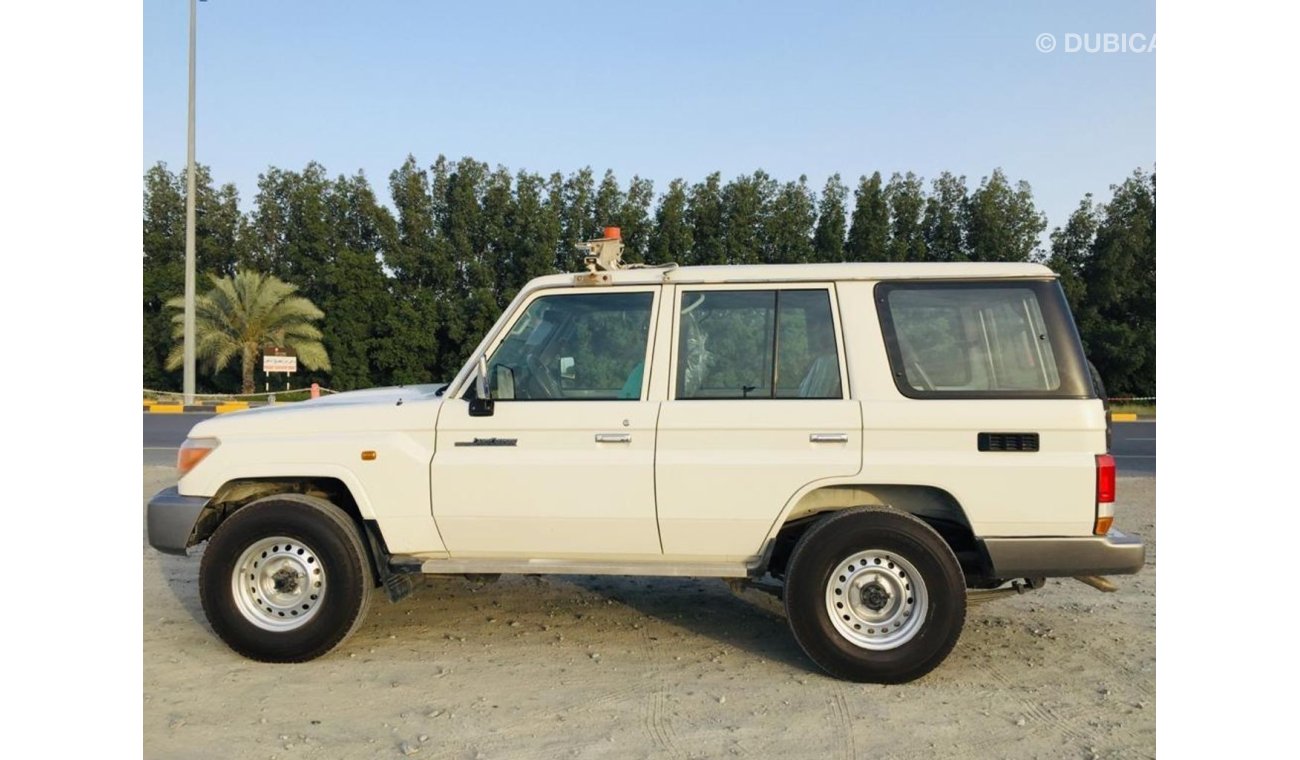 Toyota Land Cruiser 2015 For Urgent SALE