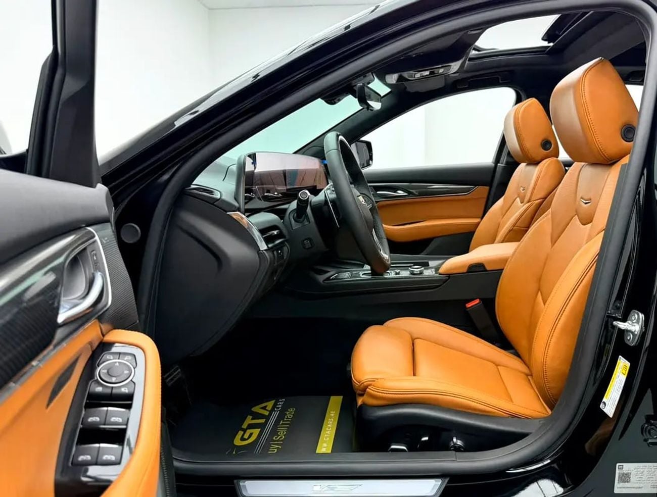 كاديلاك CT5 V, Warranty + Service Pack, Full Service History, GCC