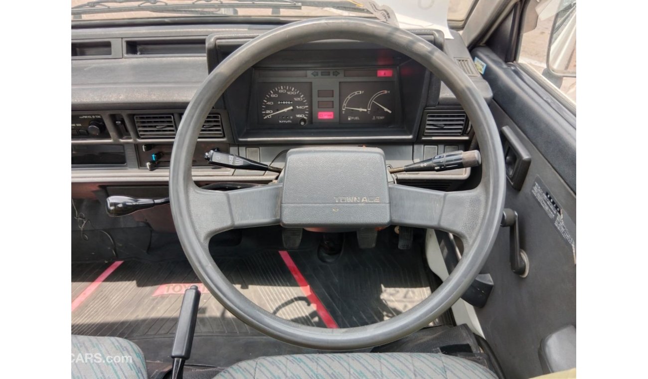 تويوتا تاوناس TOYOTA TOWNACE PICK UP RIGHT HAND DRIVE (PM1605)