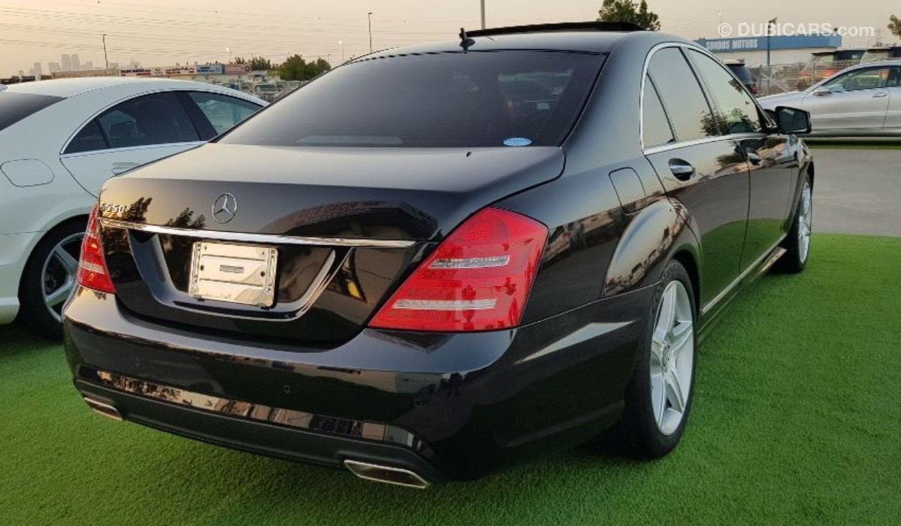 Mercedes-Benz S 350 with S550 badge