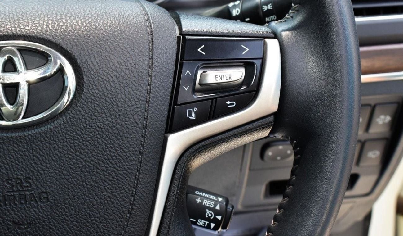 Toyota Land Cruiser V8 4.5L Diesel (Right Hand)