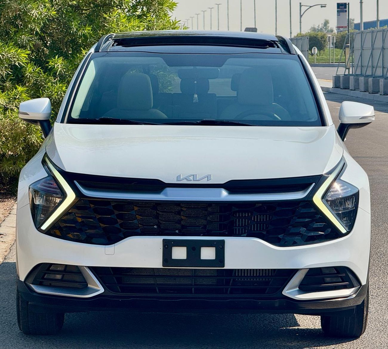 Kia Sportage LX 1.6L 1180-Monthly l GCC l Panoramic, Warranty, 1.6L l Accident Free