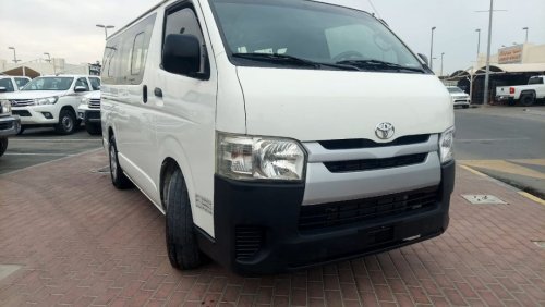 Toyota Hiace 2.7L PETROL 15 SEATER MANUAL TRANSMISSION