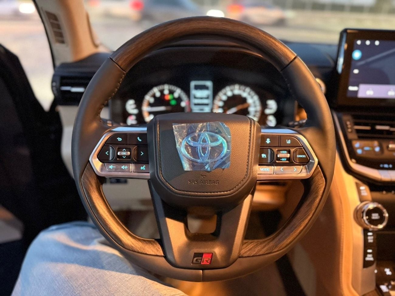 تويوتا لاند كروزر GXR+ 4.0L