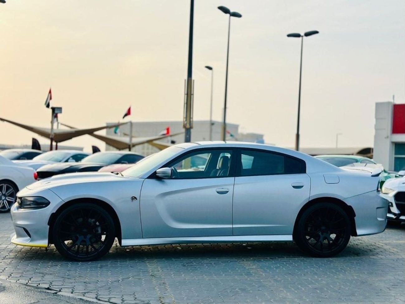 Dodge Charger 5.7L R/T | Monthly AED 1300/- | 0% DP | Super Track Pak | Fog Lights | Cruise Control | # 42391