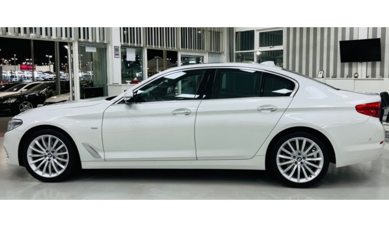 BMW 530i GCC .. FSH .. Original Paint .. Luxury Line .. Perfect Condition