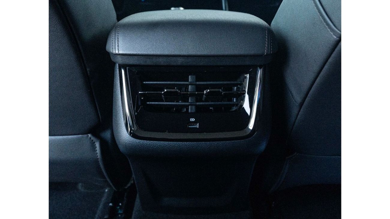 Ford Territory AED 1,258 PM • TERRITORY STD • 1.8L TURBOCHARGE • OFFICIAL FORD WARRANTY + SERVICE PLAN UNTIL 2027