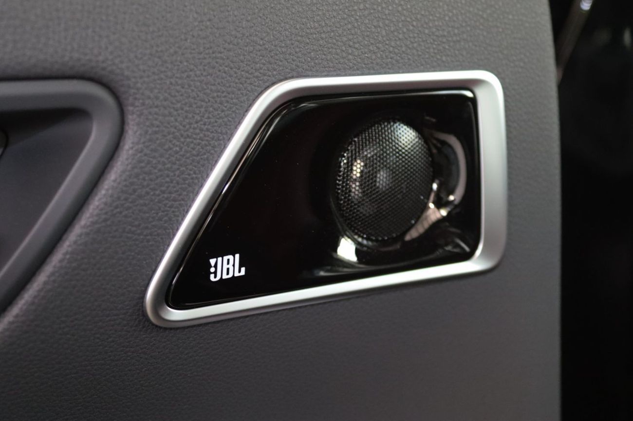 تويوتا لاند كروزر 2025 LAND CRUISER GR SPORT 300 3,3 TWIN TURBO DIESEL**التصدير فقط خارج الخليج **EXPORT ONLY