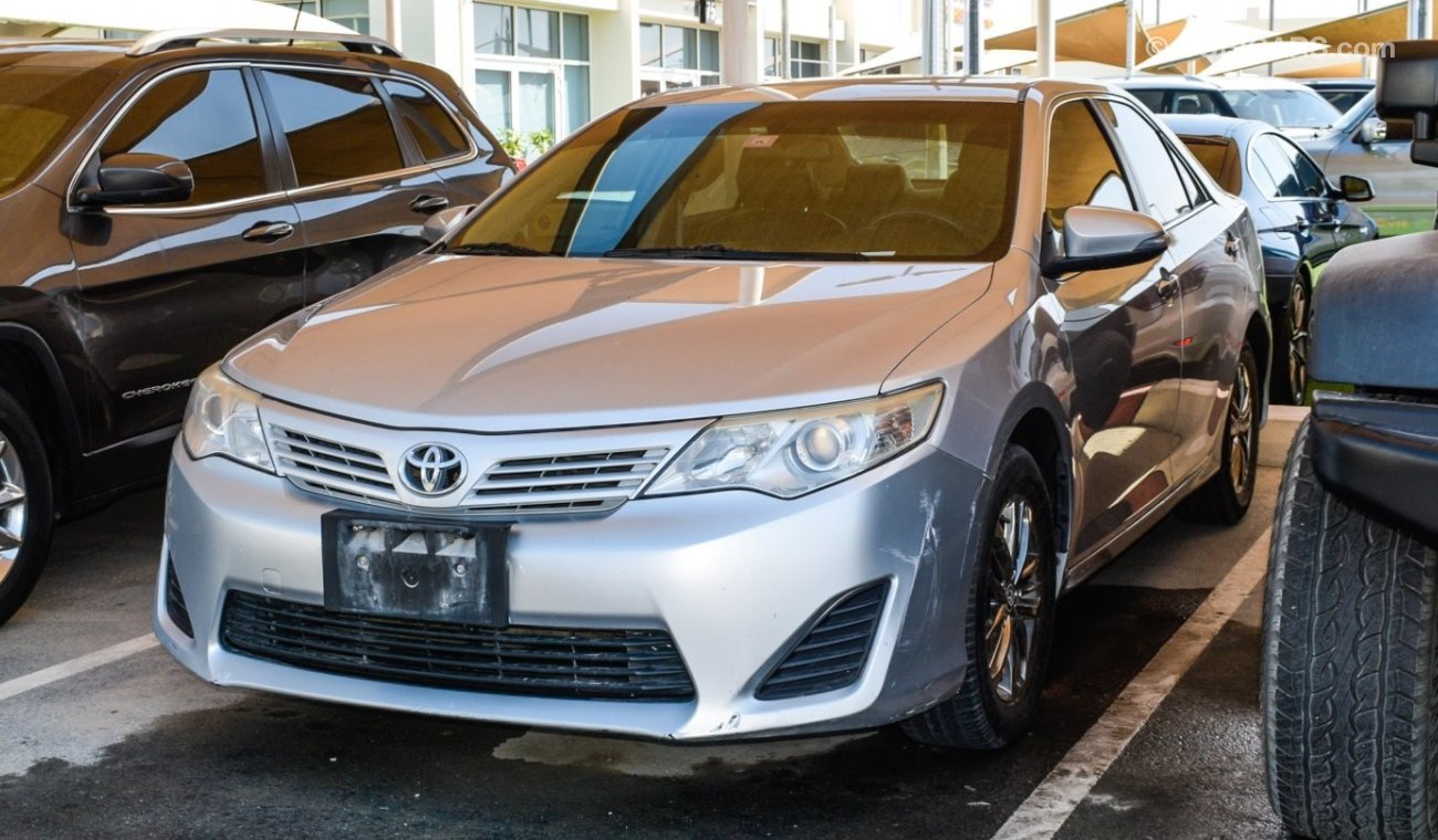 Toyota Camry S