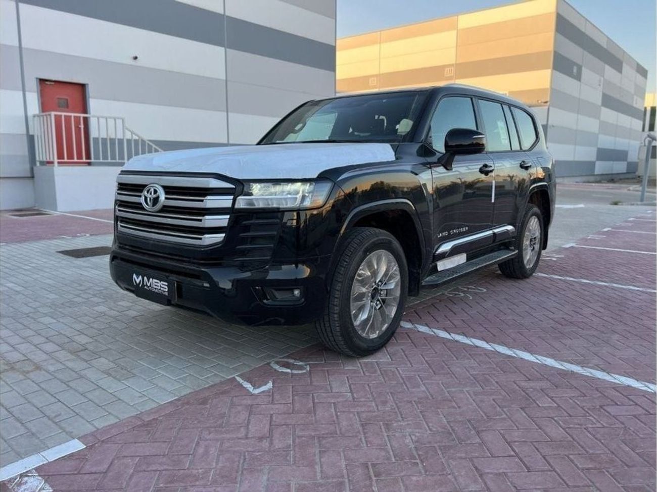 Toyota Land Cruiser GXR 3.5L MBS Autobiography 4 Seater VIP with Genuine MBS Seats