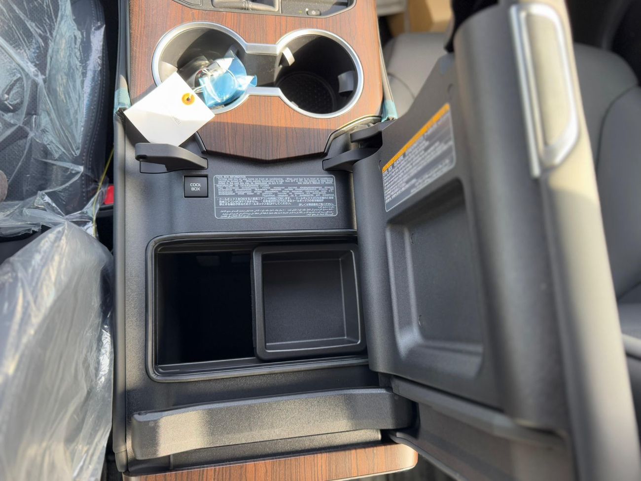 Toyota Land Cruiser GXR 3.5L Twin Turbo V6 Petrol Full Option , Radar , JBL