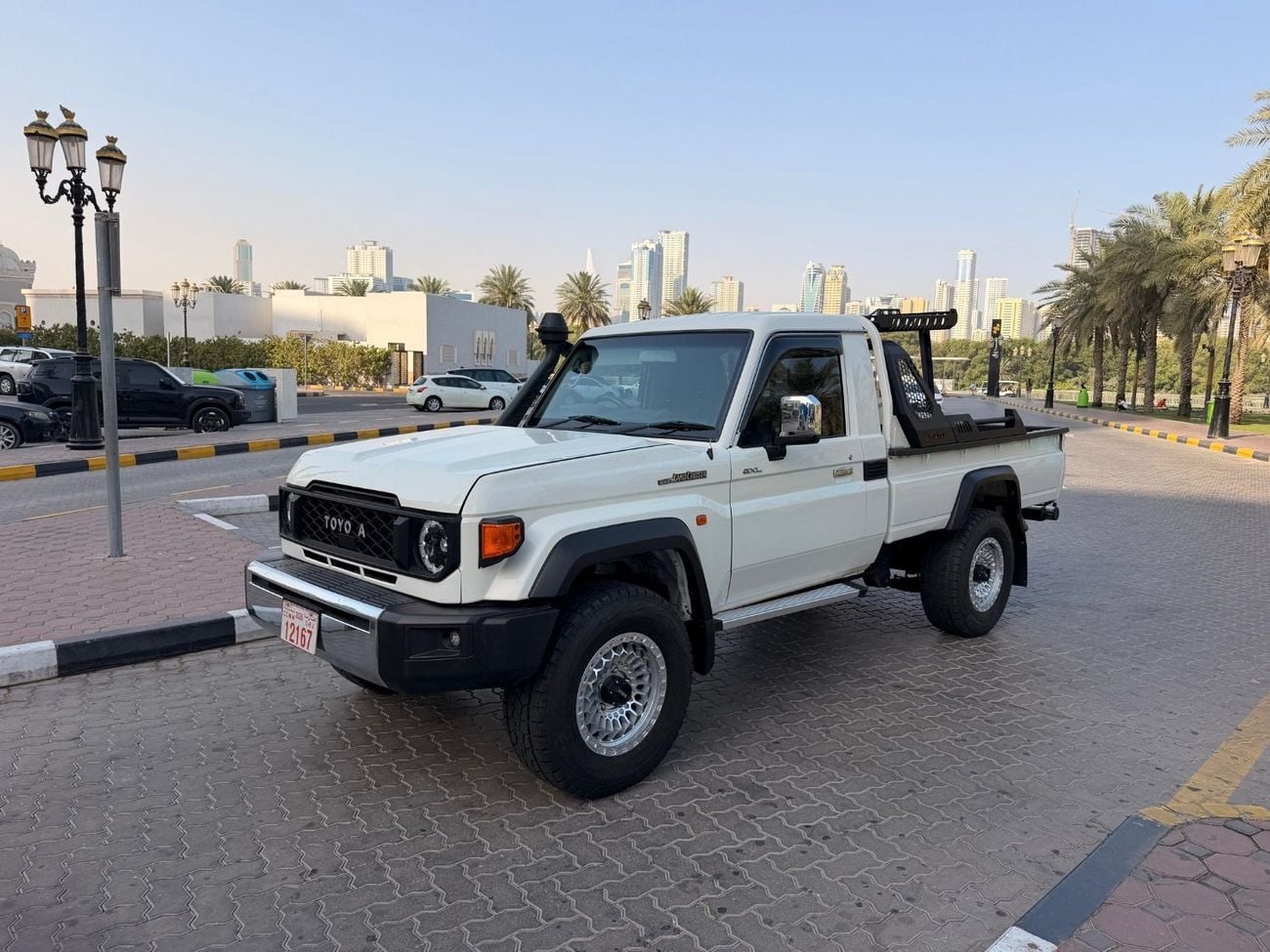 Toyota Land Cruiser GXL with upgrade face