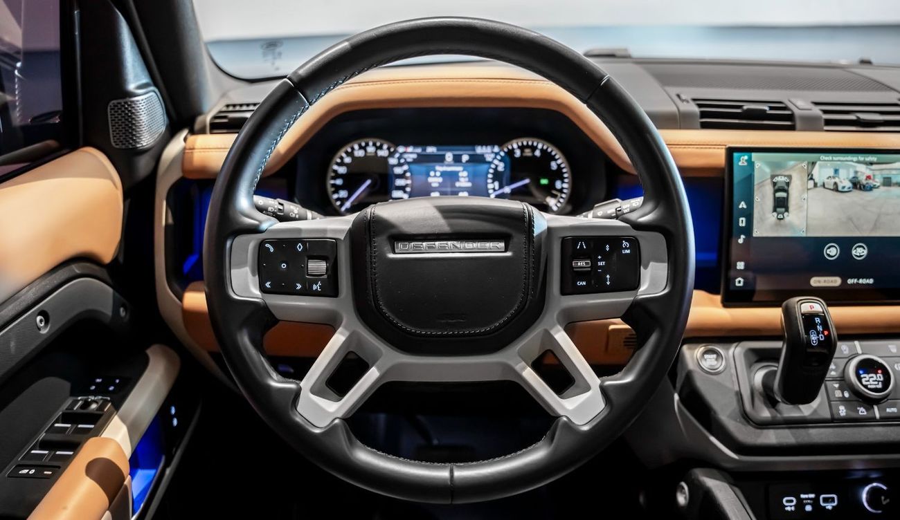 لاند روفر ديفندر 110 HSE P400 3.0L 2023 Urban Defender HSE P400, 2028 Land Rover Warranty + Service, Low KMs, GCC1