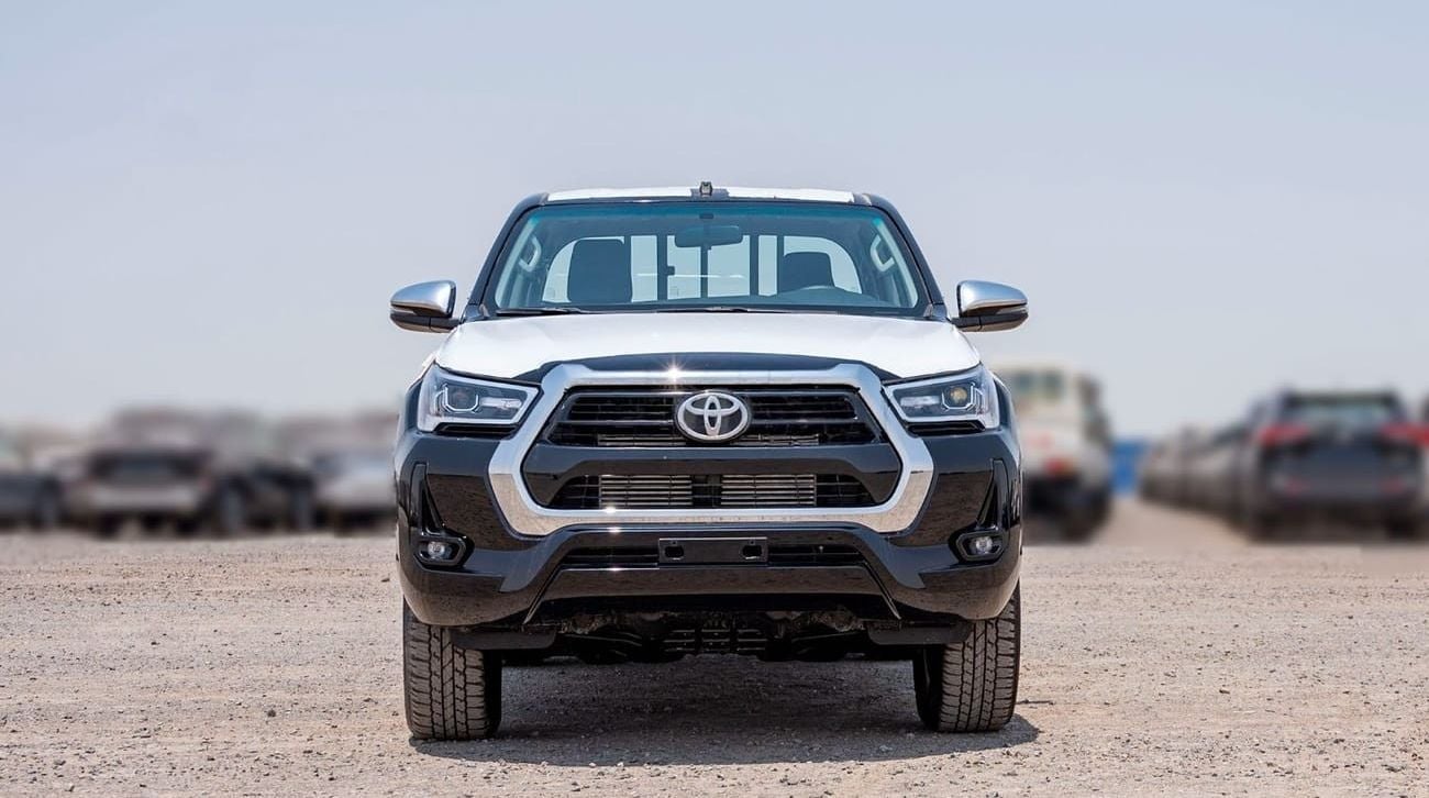 تويوتا هيلوكس Toyota Hilux 2.4L diesel AT full option 2024
