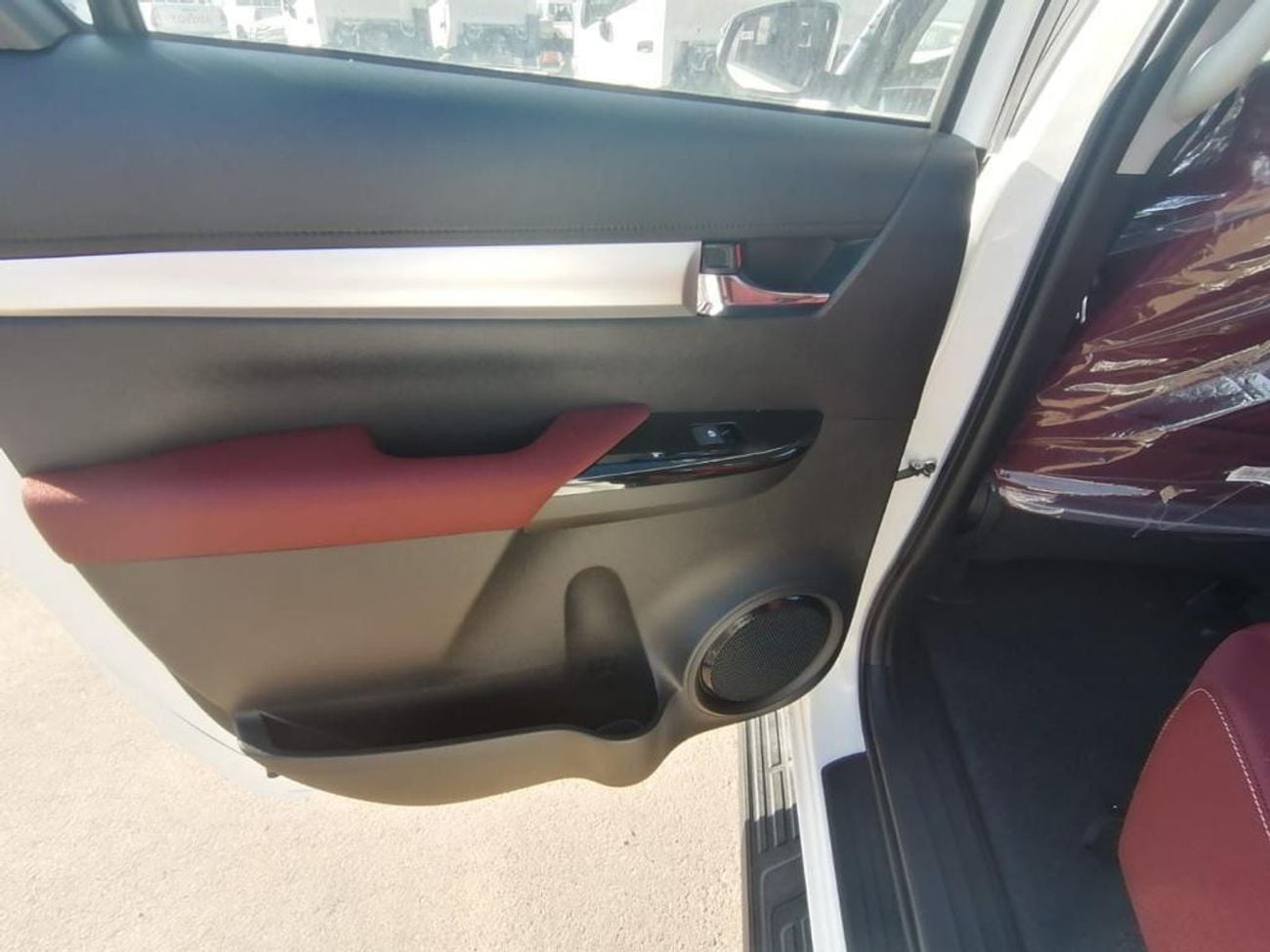 تويوتا هيلوكس Toyota Hilux SR5 2.4L 4*4 Diesel 2025