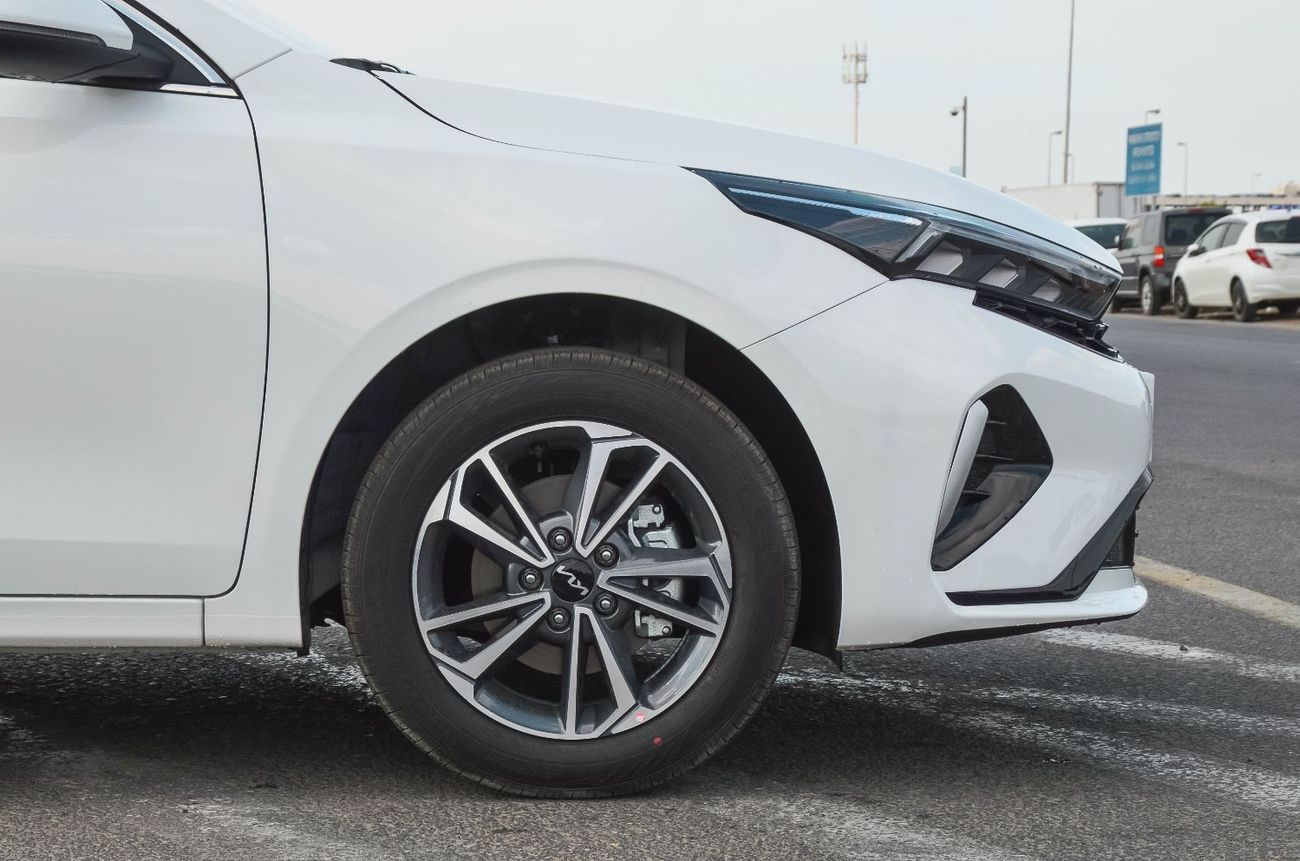 كيا K3 KIA K3 COMFORT 1.5L FWD PETROL SEDAN 2025
