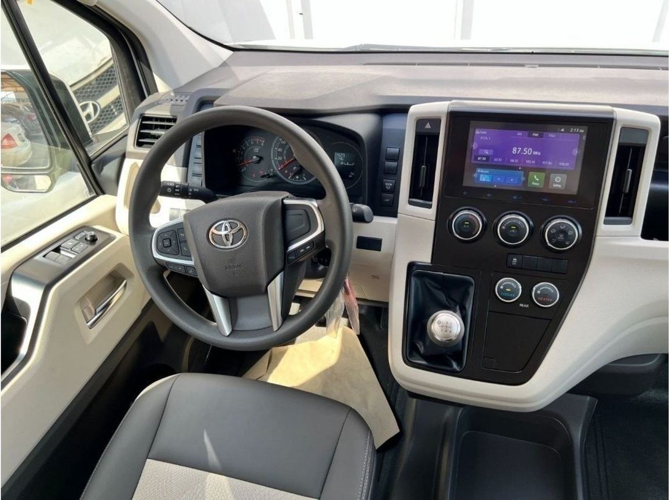 Toyota Hiace 2025 Toyota Hiace GL 13-Seater High-Roof Full-Option 3.5L V6 Petrol M/T RWD Only for Export