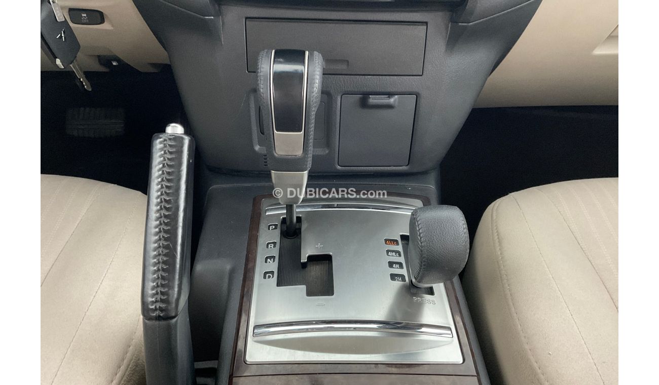 Mitsubishi Pajero GLS Midline