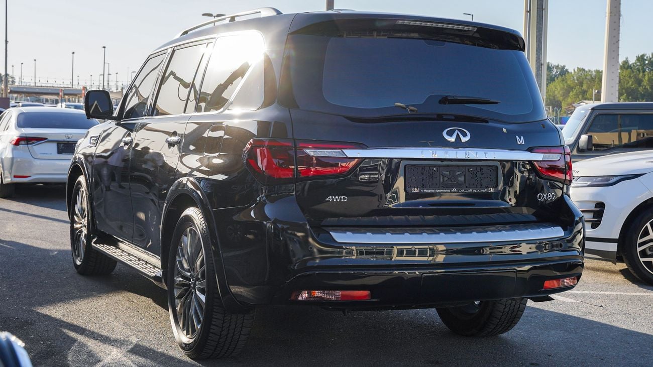 Infiniti QX80