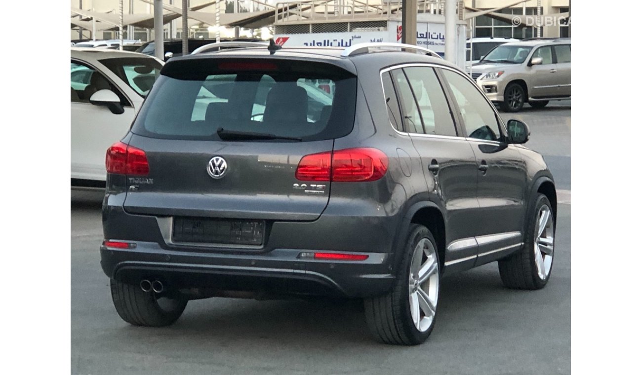 Volkswagen Tiguan TIGUN S MODEL 2014 GCC car perfect condition full option low mileage