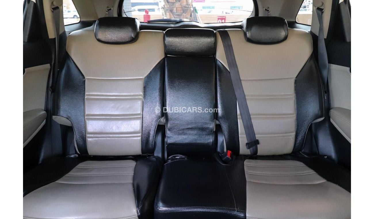 كيا سورينتو UM