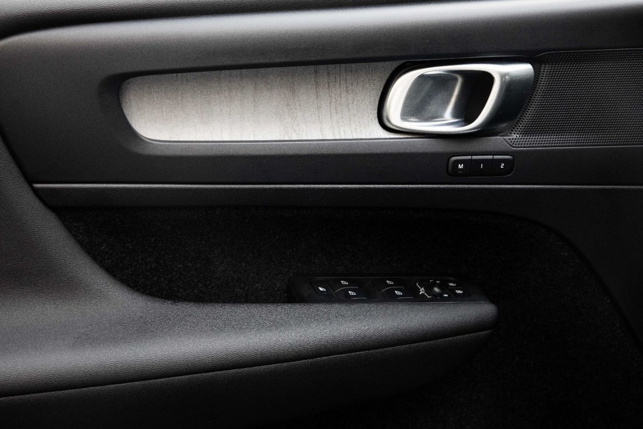 Volvo XC40 XC40 B3 | 2,546 P.M | 0% Downpayment | Immaculate Condition!