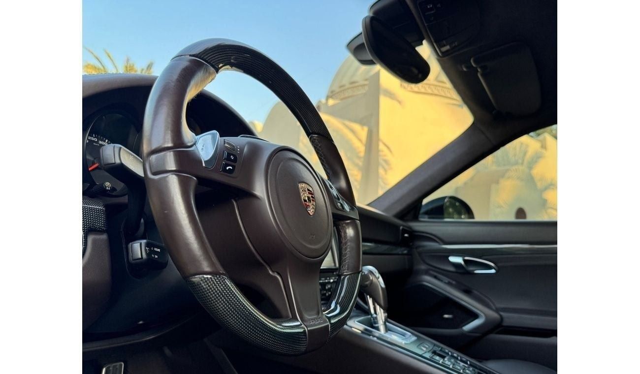 بورش 911 Carrera 4 3.4L Coupe .. 4S .. GCC .. FSH .