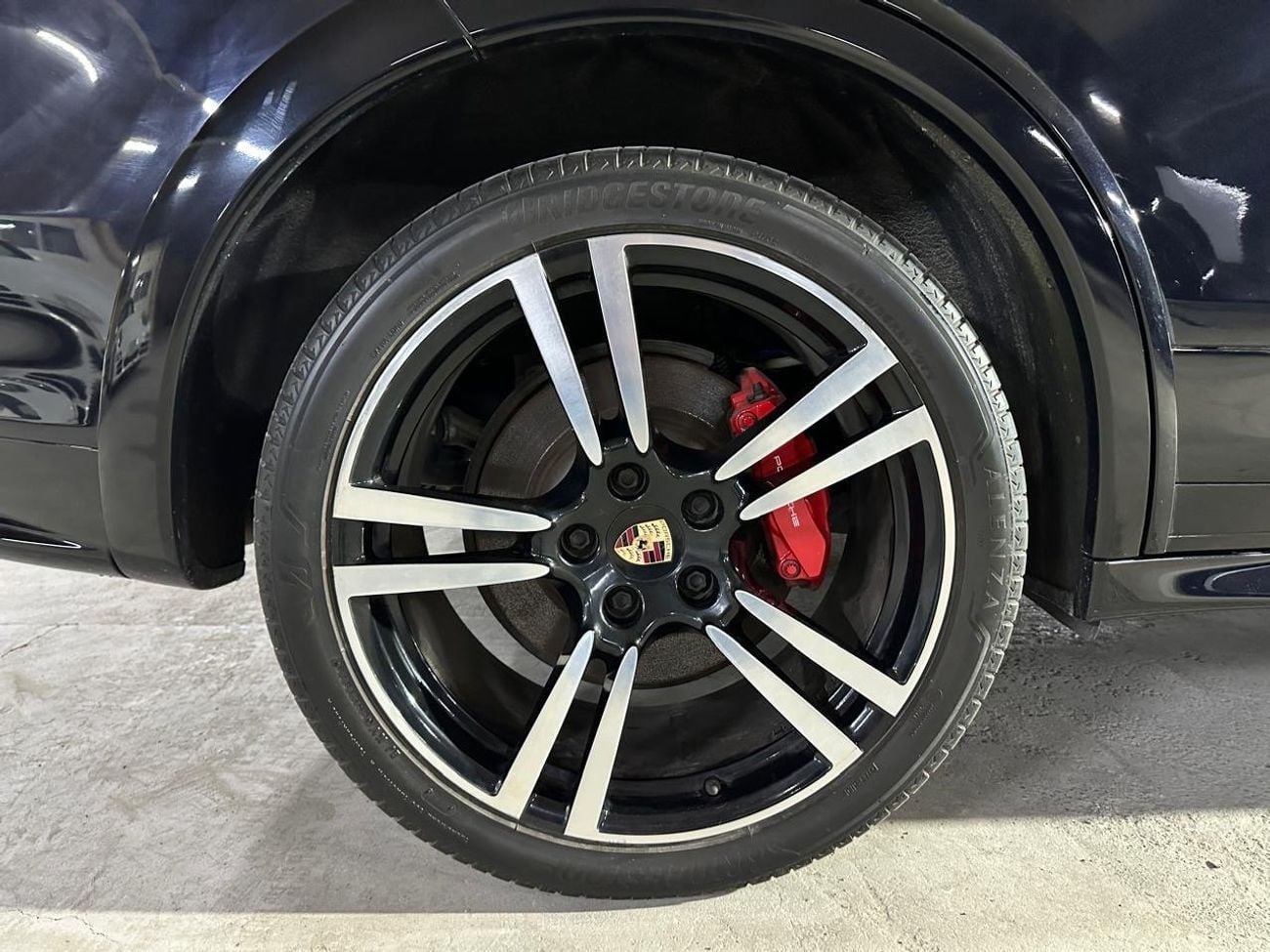 بورش كايان Turbo S 4.8L (550 HP)