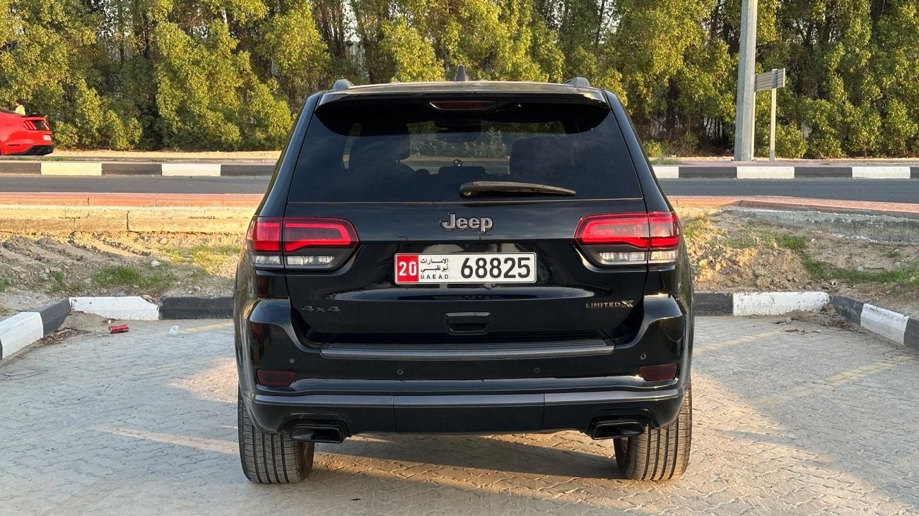 جيب جراند شيروكي Limited 3.6L