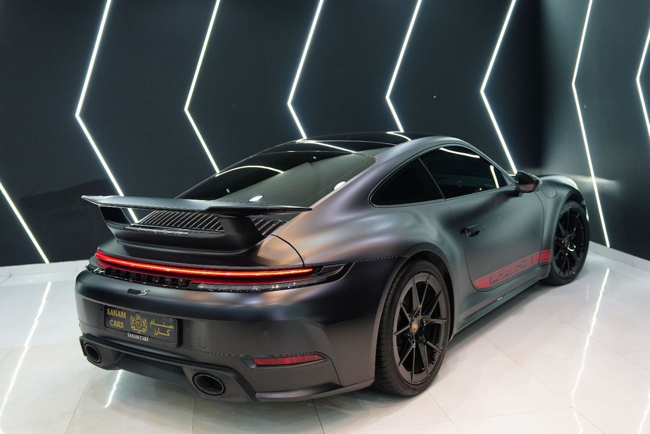 Porsche 911 CARRERA ,  992.2 Facelift, Panoramic Roof, 360° Camera, Al Nabooda Warranty