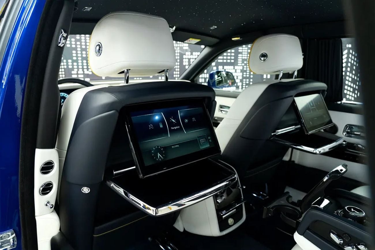 Rolls-Royce Phantom ROLLS ROYCE | PHANTOM | GCC SPECS | 2019 FULL SPECS MINT CONDITION Std 6.8L