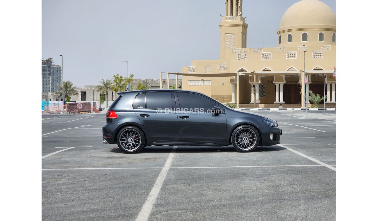 Volkswagen Golf GTI
