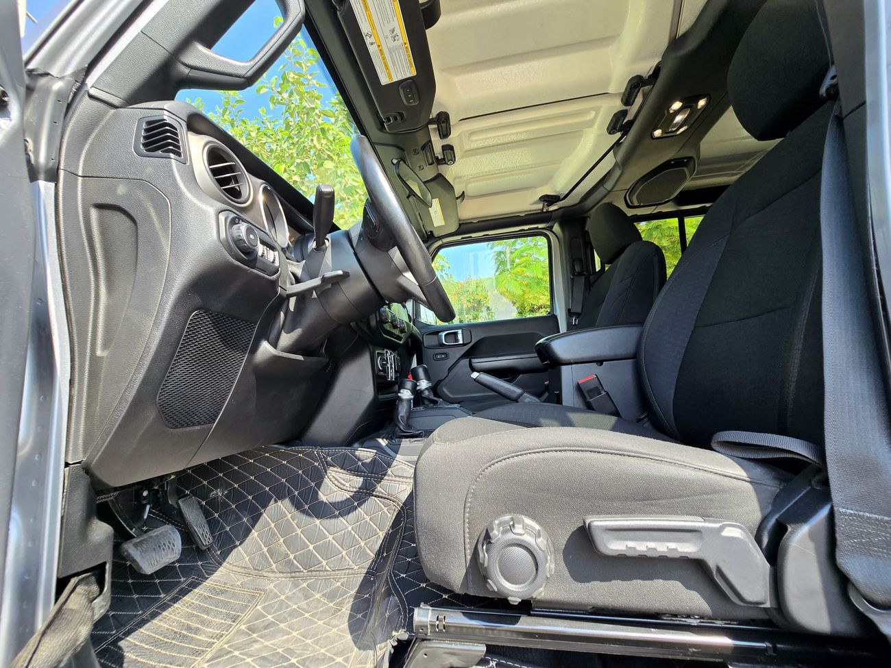 جيب رانجلر Unlimited Sport 3.6L A/T