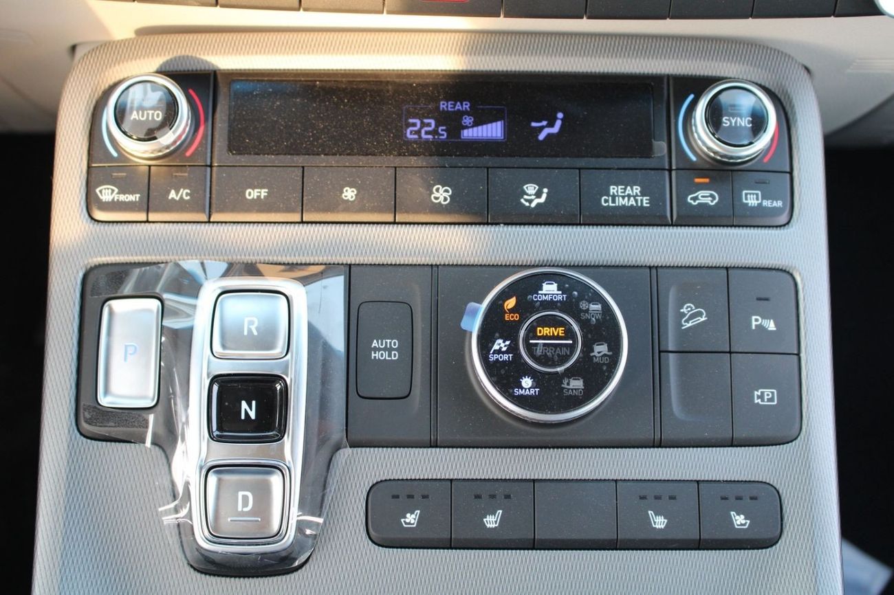 هيونداي باليساد HYUNDAI PALISADE 3.8L V6 PETROL 4WD GLS ROYAL AUTO