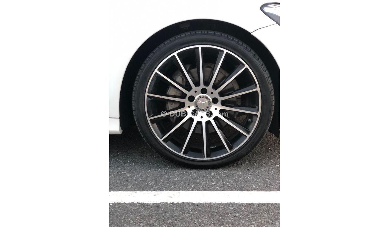 Mercedes-Benz C 200 AMG Pack MODEL 2016 GCC car perfect condition inside and outside low mileage full electric control s