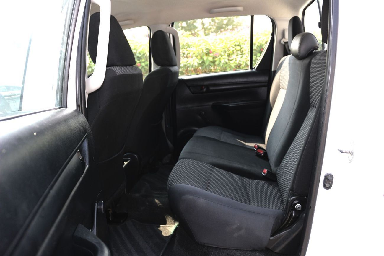 Toyota Hilux DLS 2.4L