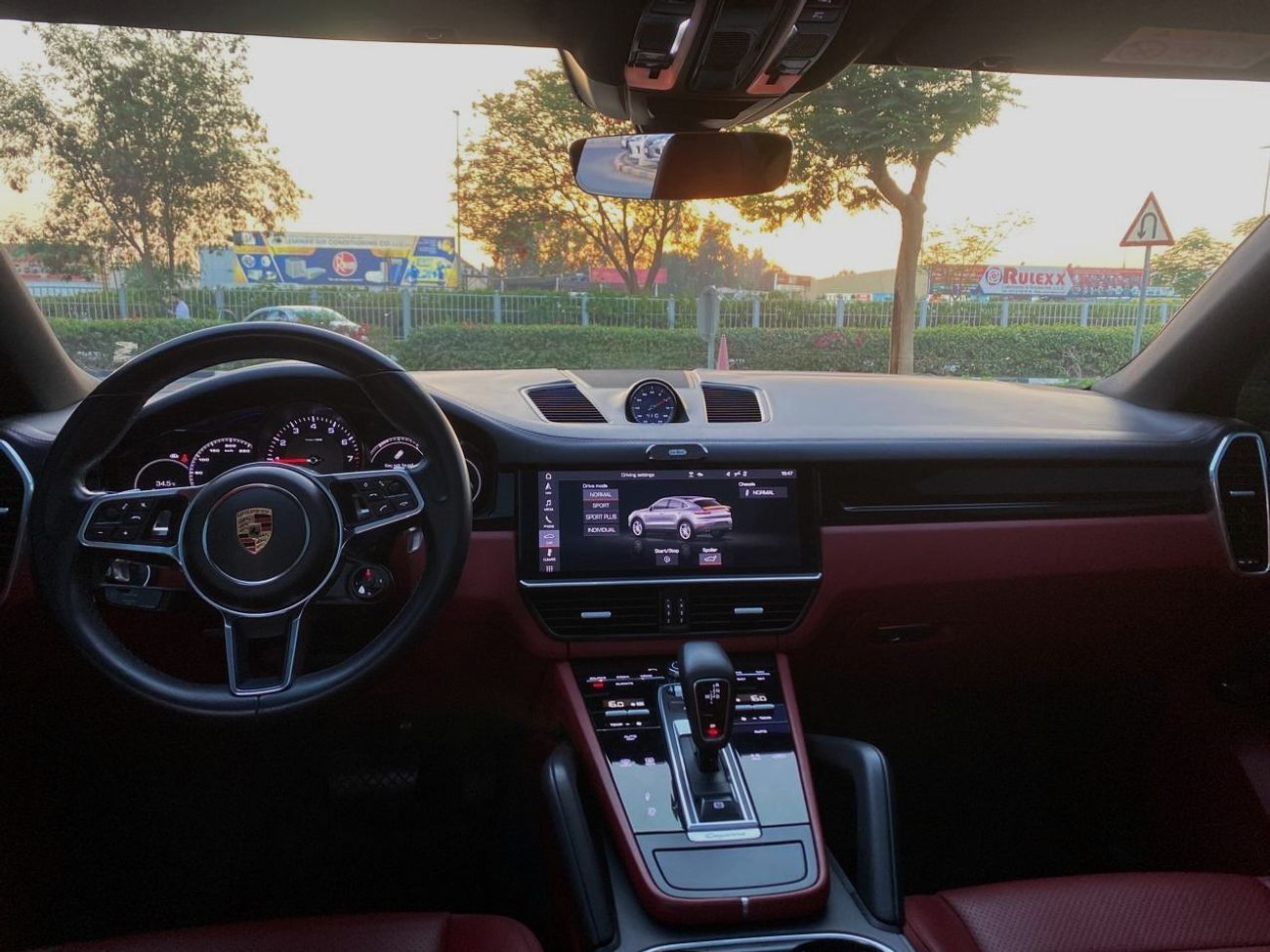 Porsche Cayenne Std 3.0L (340 HP)