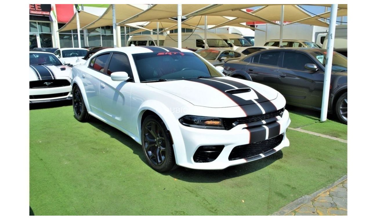 Dodge Charger 5.7L R/T *EID SALE OFFERS*HEMI /V8/5,7L/RT*SRT KIT/*WIDE BODYAED/ORIGINAL AIR BAG/PER MONTH 960 AED